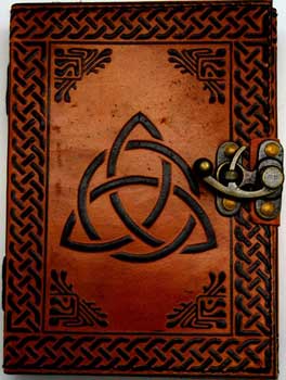 Triquetra leather w/ latch - Click Image to Close