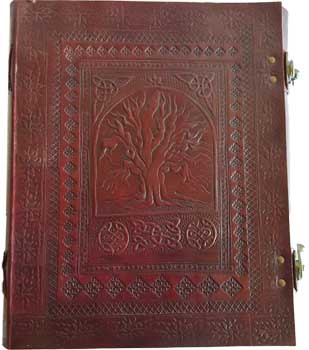 Oak Tree leather w/ latch - Click Image to Close