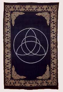 Tapestry: Triquetra 72"X108" - Click Image to Close