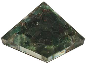 25-30mm Orgonite Green Aventurine pyramid