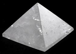 25-30mm Quartz pyramid - Click Image to Close