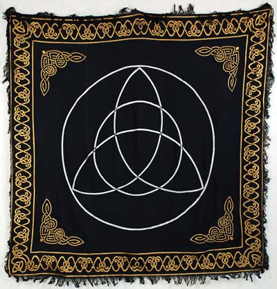 Triquetra altar cloth - Click Image to Close